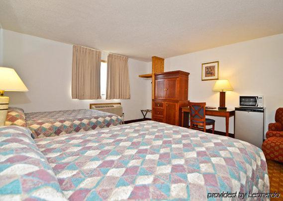 Econo Lodge Inn & Suites Madras Phòng bức ảnh